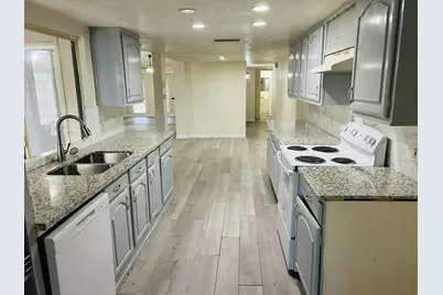 16902 Castle Fraser Drive, Houston, TX 77084 - Photo 13