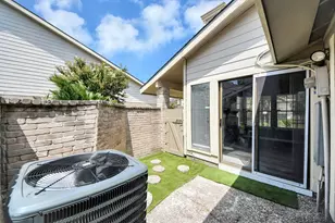 6281 Ludington Dr, Houston, TX 77035 - Photo 43