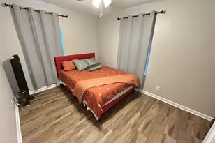 1405 3rd Ave N, Texas City, TX 77590 - Photo 13