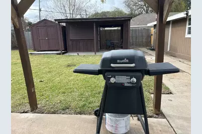 1405 3rd Avenue N, Texas City, TX 77590 - Photo 33