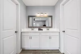 1214 W 31st St, Houston, TX 77018 - Photo 7