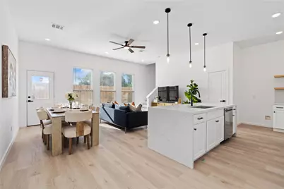 866 Rachel Street #E, Houston, TX 77091 - Photo 5