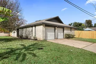 9002 San Jose Ave, Texas City, TX 77591 - Photo 23