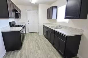 4335 Almeda Meadows Dr, Houston, TX 77048 - Photo 1