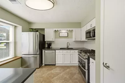 3031 Becket Street, Pearland, TX 77584 - Photo 3