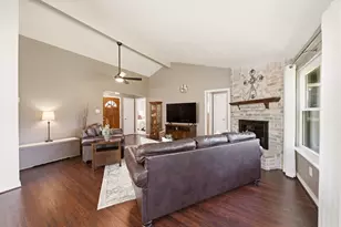3031 Becket St, Pearland, TX 77584 - Photo 9