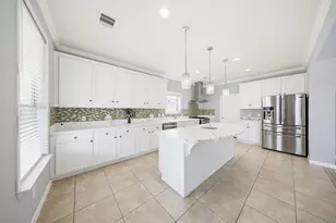 19534 Remington Cross Dr, Houston, TX 77073 - Photo 3