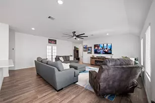 237 Augustine Wy, Magnolia, TX 77354 - Photo 9