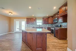 608 Quarter Horse Trail, Angleton, TX 77515 - Photo 23