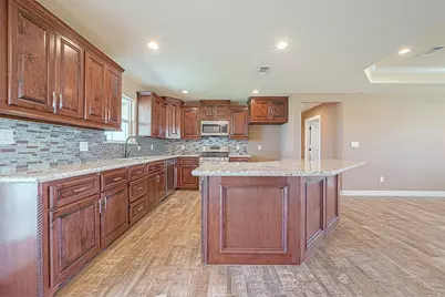 608 Quarter Horse Trail, Angleton, TX 77515 - Photo 17