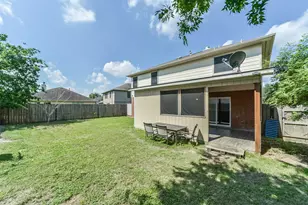 3818 Brook Garden Ln, Katy, TX 77449 - Photo 5