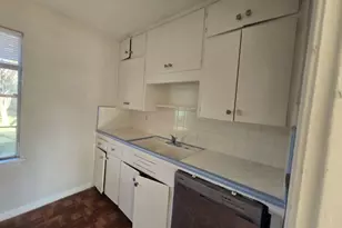 5 Lanes End St, Baytown, TX 77520 - Photo 5