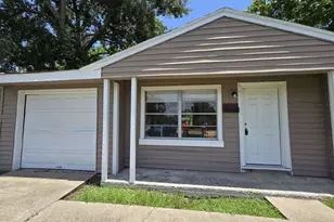 5 Lanes End St, Baytown, TX 77520 - Photo 1