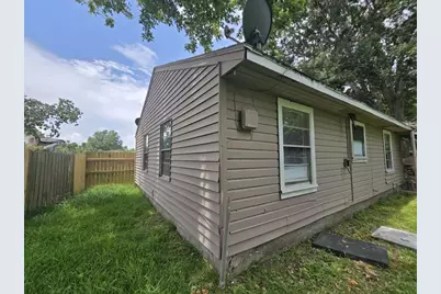 5 Lanes End Street, Baytown, TX 77520 - Photo 15