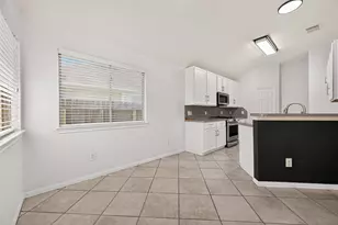 6910 Renata Cir, Houston, TX 77084 - Photo 11