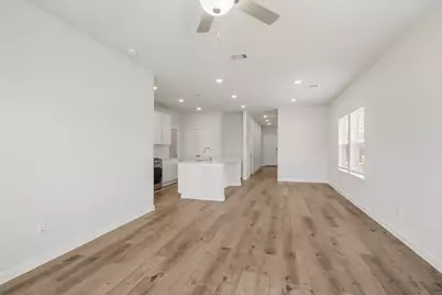 1886 Redwood Lane, Dayton, TX 77535 - Photo 5
