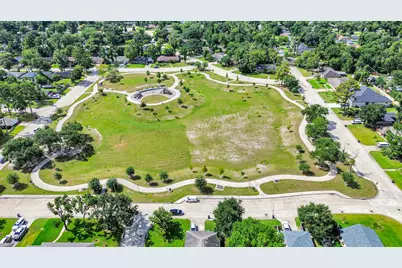 9006 Springview Lane, Houston, TX 77080 - Photo 35