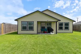 705 Flycatcher Dr, Palacios, TX 77465 - Photo 31