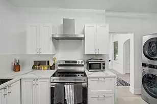 1904 Elmen St, Houston, TX 77019 - Photo 15