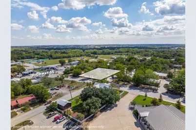 201 S Porter St, Caldwell, TX 77836 - Photo 13