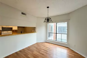 10156 Waterstone Dr, Houston, TX 77042 - Photo 3