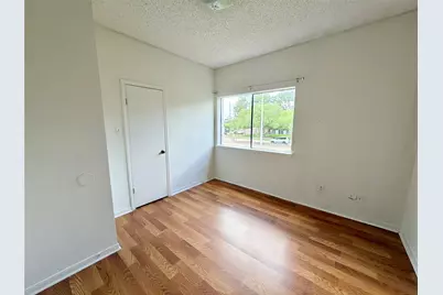 10156 Waterstone Drive, Houston, TX 77042 - Photo 13