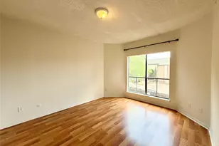 10156 Waterstone Dr, Houston, TX 77042 - Photo 15