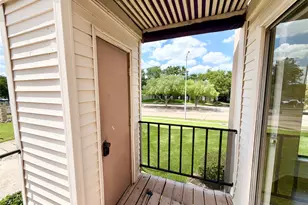 10156 Waterstone Dr, Houston, TX 77042 - Photo 25