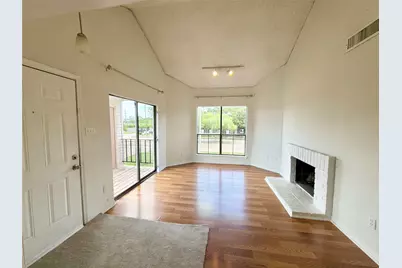 10156 Waterstone Drive, Houston, TX 77042 - Photo 5