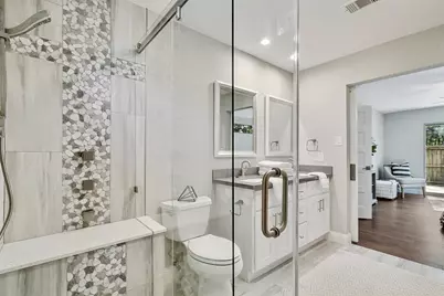 42 Kittiwake Court, The Woodlands, TX 77380 - Photo 33