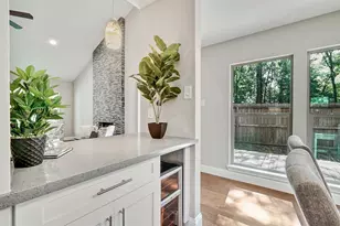 42 Kittiwake Ct, The Woodlands, TX 77380 - Photo 13