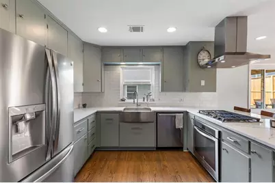 982 West 42nd Street, Houston, TX 77018 - Photo 3