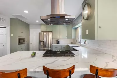 982 West 42nd Street, Houston, TX 77018 - Photo 5