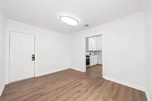 6905 Kassarine Pass, Houston, TX 77033 - Photo 17