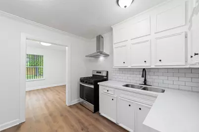 6905 Kassarine Pass, Houston, TX 77033 - Photo 13