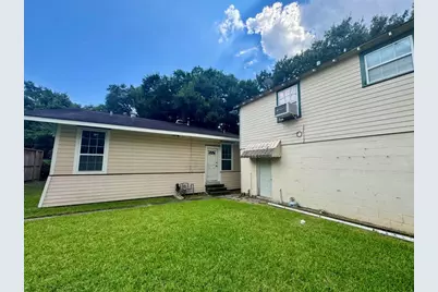 309 Bayland Avenue, Houston, TX 77009 - Photo 9