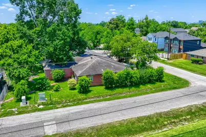 4538 Larkspur Street, Houston, TX 77051 - Photo 9