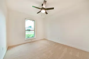 906 River Creek Dr, La Porte, TX 77571 - Photo 21