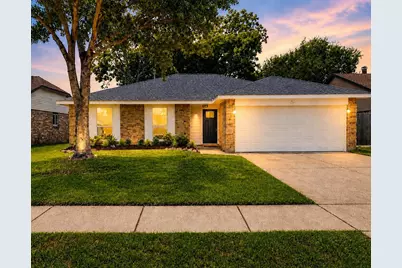 906 River Creek Drive, La Porte, TX 77571 - Photo 1