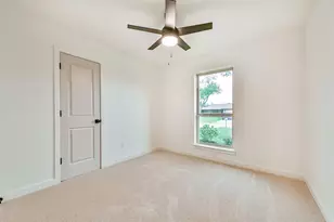906 River Creek Dr, La Porte, TX 77571 - Photo 23