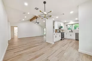 906 River Creek Dr, La Porte, TX 77571 - Photo 15