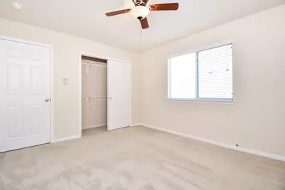 930 Sage Street, Baytown, TX 77521 - Photo 21
