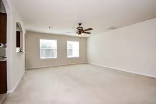 930 Sage St, Baytown, TX 77521 - Photo 11