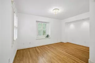 235 W 22nd St, Houston, TX 77008 - Photo 31