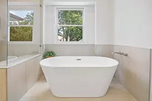 235 W 22nd St, Houston, TX 77008 - Photo 29