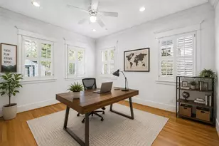 235 W 22nd St, Houston, TX 77008 - Photo 21