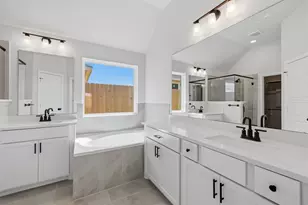 3012 Rodeo Dr, League City, TX 77573 - Photo 5