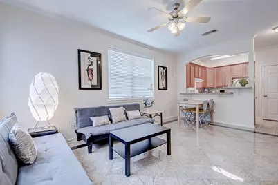 9400 Bellaire Boulevard #202, Houston, TX 77036 - Photo 7
