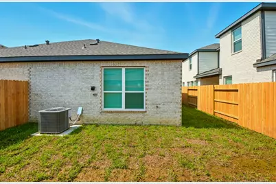1860 Dry Cherry Lane #B, Dayton, TX 77535 - Photo 25