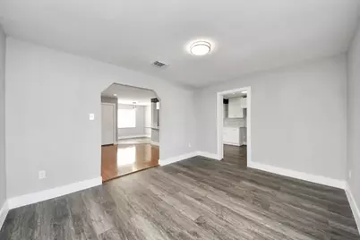 15423 Ridingwood Drive, Houston, TX 77489 - Photo 13